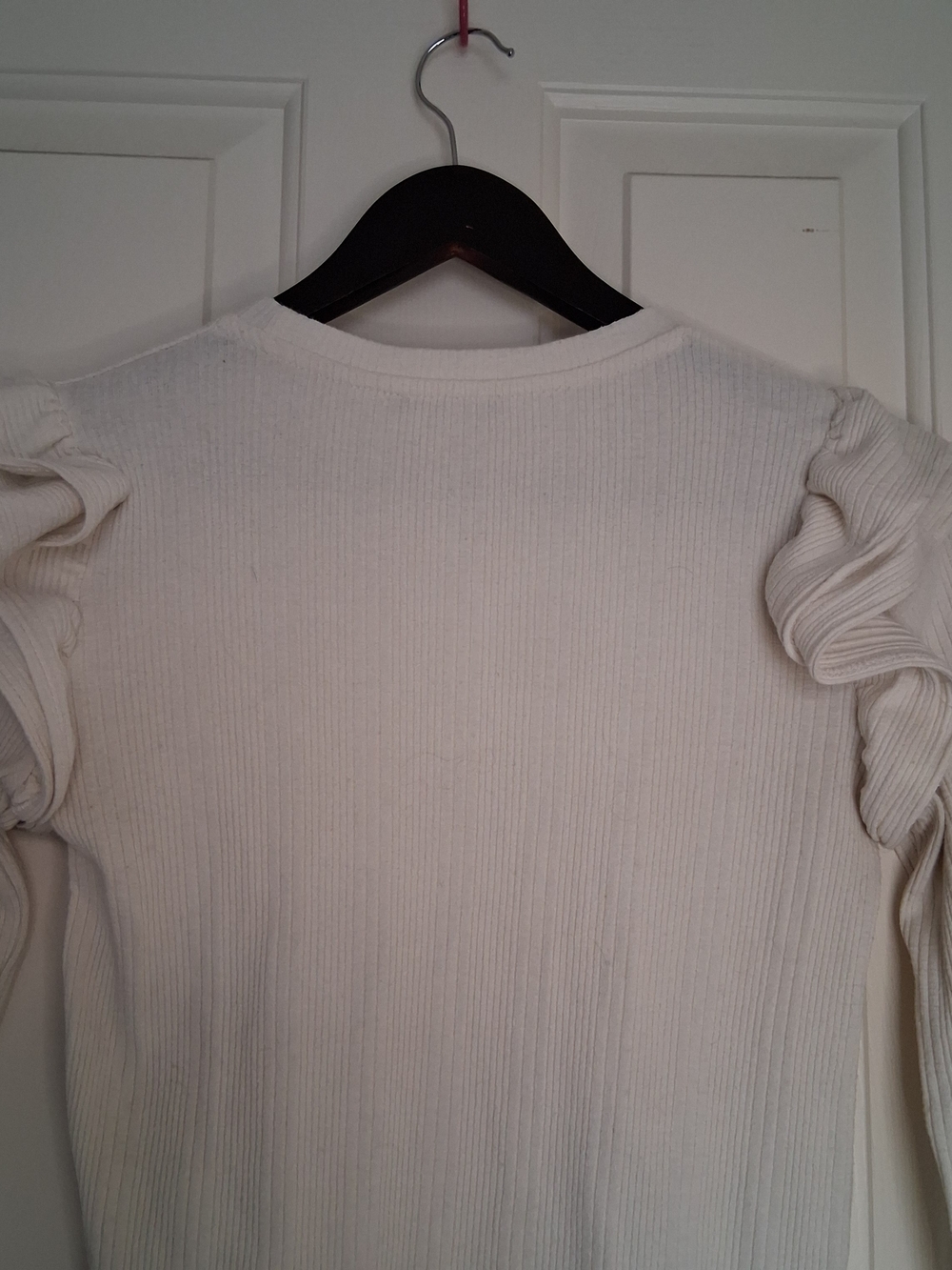 Zara Cream Ruffle Shoulder Rib Knit Long Sleeve Top Small - Picture 6 of 7